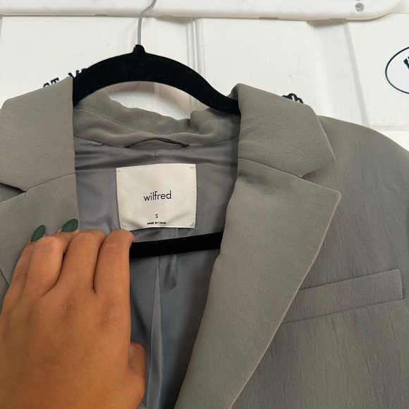 Wilfred Waist Length Blazer - Picture 5 of 5